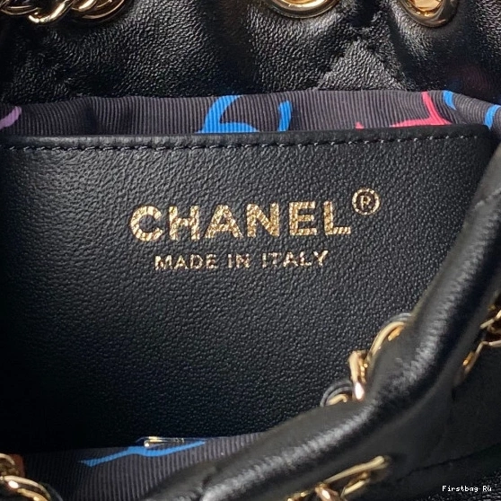 First Bag Ru BUCKET BAG CHANEL 0815